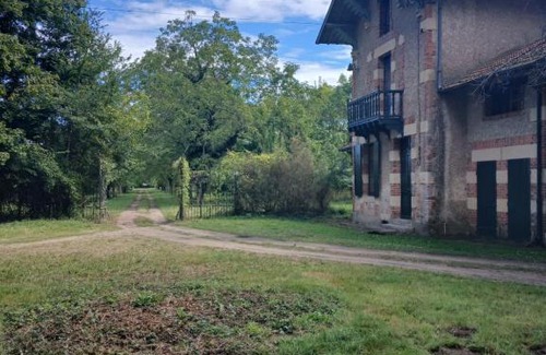 Challuy Bed & Breakfast | Château de Maucouvent -'Le Cottage'