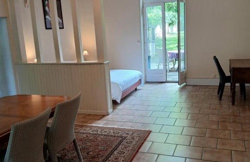 Challuy Bed & Breakfast | Château de Maucouvent -'Le Cottage'