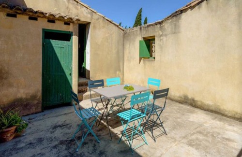 Marsillargues Apartment | Château de Teillan - Pigeonnier