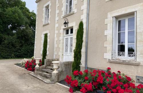 Mouchamps Bed & Breakfast | Château des Cèdres