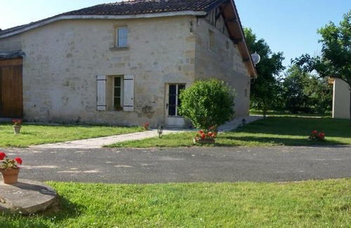 Saint-Medard-de-Guizieres Bed & Breakfast | Château Laborde Caudalie