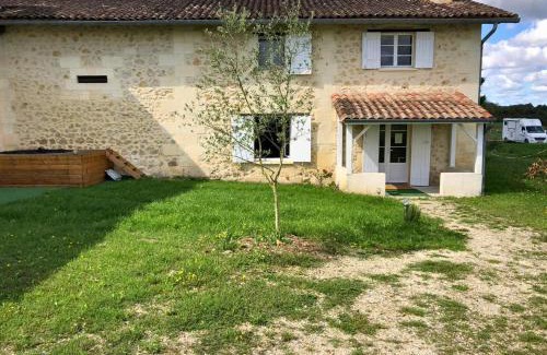 Salleboeuf Bed & Breakfast | Château Lafite Monteil - proche Bordeaux