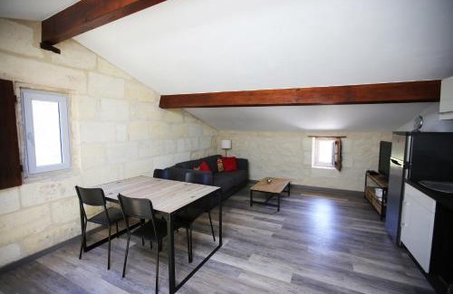 Saint-Germain-Du-Puch House | Château Le Noble winery near St Emilion