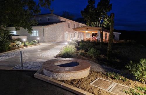 Broze Hotel | Château Lecusse - La Grande Roche - Hôtel, Spa, Boutique & Restaurant
