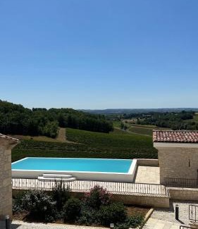 Broze Hotel | Château Lecusse - La Grande Roche - Hôtel, Spa, Boutique & Restaurant