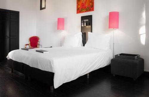 Mouleydier Hotel | Château Les Merles et ses Villas