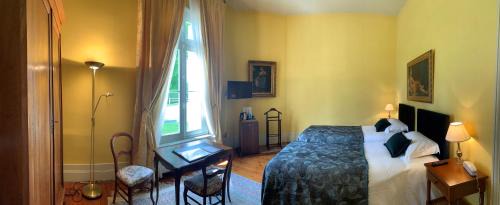 Moulis-en-Medoc Bed & Breakfast | Château Maucaillou