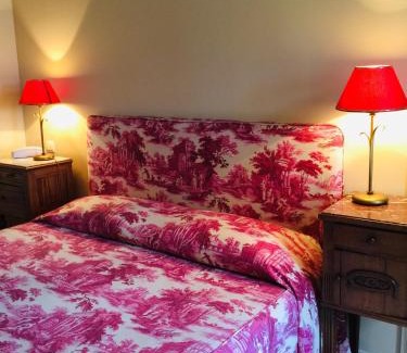 Moulis-en-Medoc Bed & Breakfast | Château Maucaillou