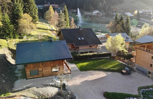 Chatel Ski Chalet | Châtel 370 m² 19 pers sauna + baby -football billiards