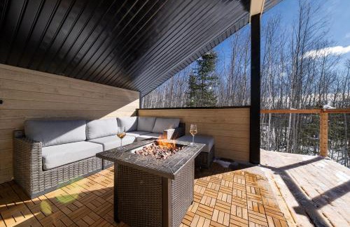 Petite-Riviere-Saint-Francois Ski Chalet | Chalet LUMI