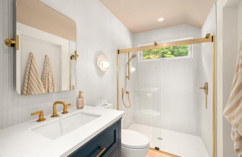 Petite-Riviere-Saint-Francois House | Chalet Rouge Charlevoix