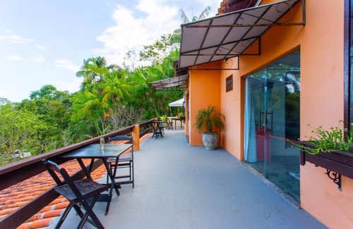 Mambucaba House | Chácara Colibris in the middle of the forest and the sea
