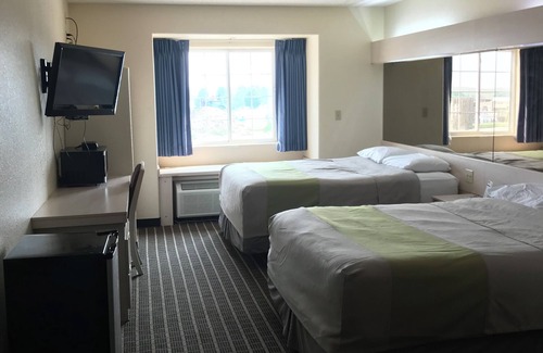 Chadron Hotel | Chadron Inn & Suites