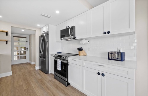 Englewood Condo | Chadwick Cove Resort & Marina