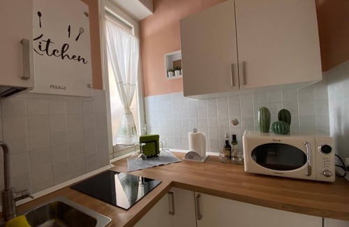 Asti Apartment | Chagall Apartment - no ZTL
