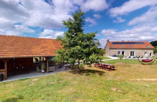 La Chaise-Baudouin Villa | Chaignonnières Roulotte 19pers jacuzzi 15min mer