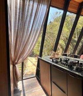 Vitor Meireles Ski Chalet | Chalé com Cachoeira