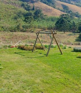 Sao Bento do Sapucai Ski Chalet | Chalé com vidros e hidromassagem