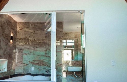Sao Joao Batista House | Chalé Master com Hidromassagem - Pousada Sestrem