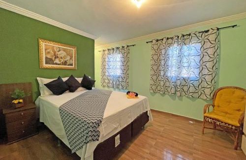 Setor Lagoa Quente Ski Chalet | Chalé perfeito para Férias c/3 Quartos e Piscina