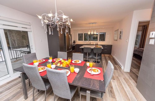 Petite-Riviere-Saint-Francois Ski Chalet | Chalet du Boisée- Versant Est et Spa