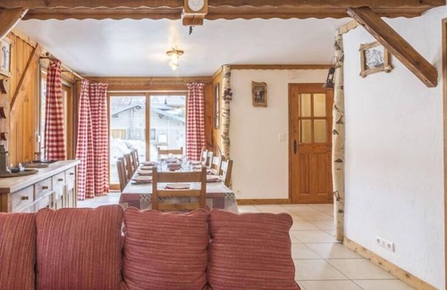 Villarabout Ski Chalet | Chalet, wifi, fitness, sauna, terrace, fireplace or stove, parking, tv, ski locker, 110m²
