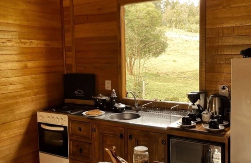 Taquara Ski Chalet | Chale com Linda Vista Para o Riacho