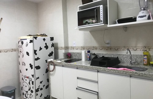 Petropolis House | Chale season rental with forest around