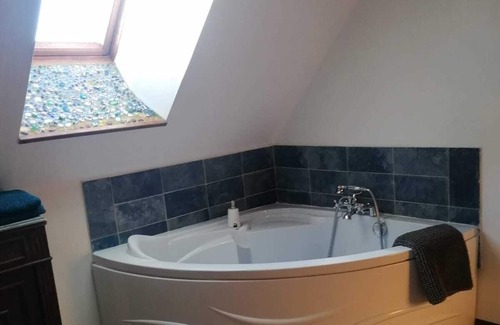 La Roche-Posay Bed & Breakfast | Chalereuse Chambre Avec Salle de Bain au Calme et en Pleine Nature 🪷