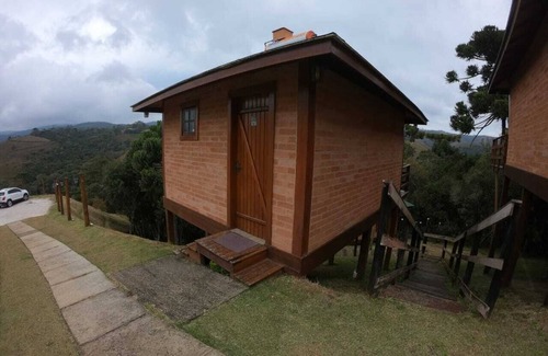Parque Ferradura Ski Chalet | Chales fazendinha Campos do Jordão