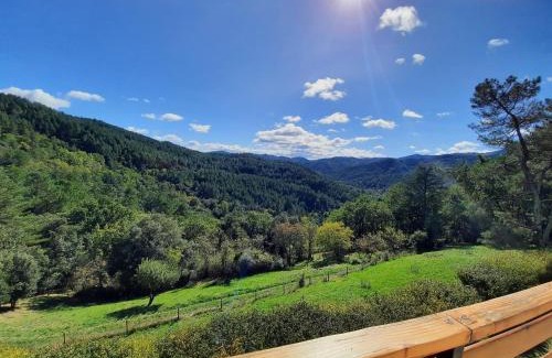 Genolhac House | Chalet 14 pers avec vue panoramique et piscine chauffée