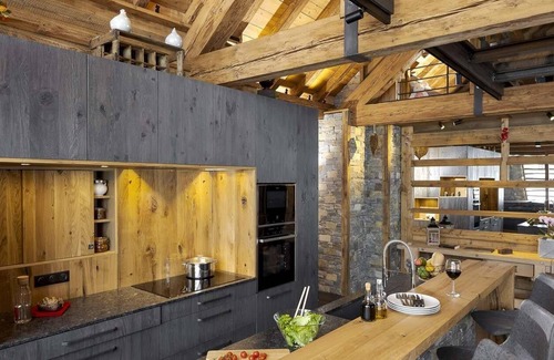 Les Deux Alpes Ski Chalet | Chalet, 150m from ski slopes, fitness, sauna, terrace, fireplace or stove, tv, 260m², Les 2 Alpes