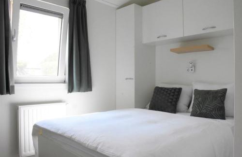 Municipality of Weesp Ski Chalet | Chalet 4, Recreatie aan de Vecht