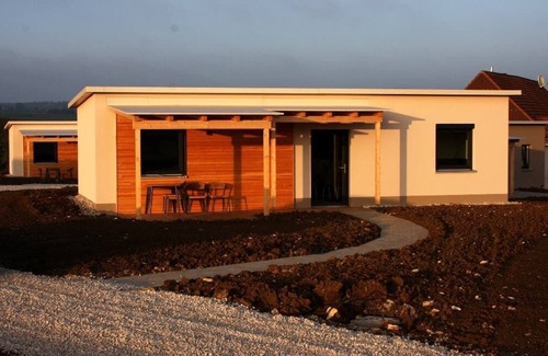 Pilsach Apartment | Chalet (44 m2) mitten im Grünen mit kostenfreiem WLAN