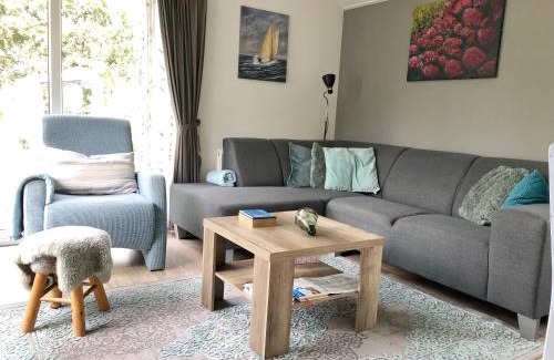 Sint Maarten Ski Chalet | Chalet 511 op Recreatiepark De Wielen