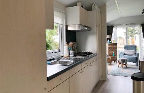 Sint Maarten Ski Chalet | Chalet 511 op Recreatiepark De Wielen
