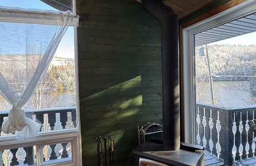 Les Pays-d'en-Haut Regional County Municipality Ski Chalet | Chalet Alpin Suisse