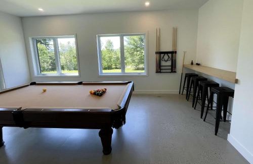 Mansonville House | Chalet a Samia - Spa, luxury, Jay Peak view