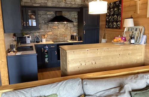Sainte-Foy-Tarentaise Ski Chalet | Chalet at the foot of the slopes - Sainte Foy Tarentaise station