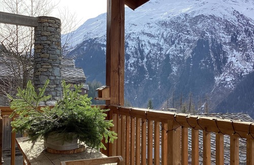 Sainte-Foy-Tarentaise Ski Chalet | Chalet at the foot of the slopes - Sainte Foy Tarentaise station