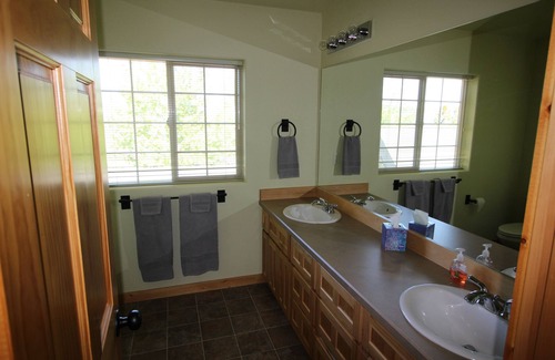 Klamath Falls Ski Chalet | Chalet at Running Y Ranch Resort