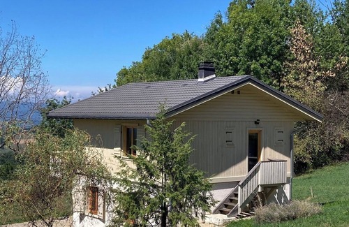 Saint-Offenge-Dessous Ski Chalet | Chalet between lakes Annecy and Aix les Bains, at the foot of the Bauges massif