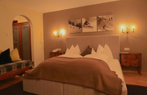 Sankt Anton am Arlberg Apartment | Chalet Brunnenhof