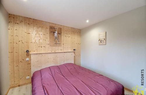 Besse-en-Chandesse Ski Chalet | Chalet Caranne