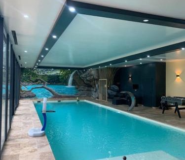 Clermont-Creans Ski Chalet | Chalet charmant à Clermont-Créans avec piscine partagée