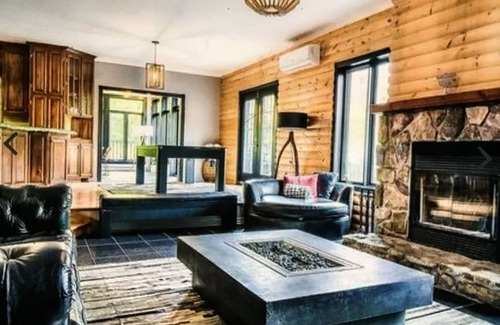 Mont-Tremblant Pedestrian Village Ski Chalet | Chalet cheri