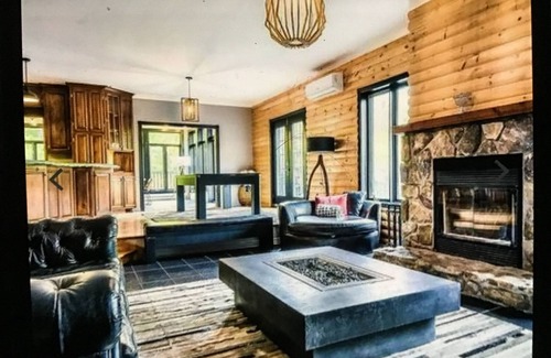 Mont-Tremblant Pedestrian Village Ski Chalet | Chalet cheri