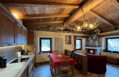 Courmayeur Ski Chalet | Chalet Chez Louis - Alpine Charm with Mont Blanc View & Ski Access