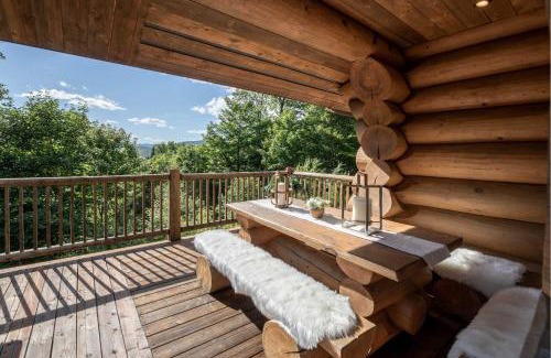 Val-des-Lacs Ski Chalet | Chalet Chic Rustique & SPA - Tremblant