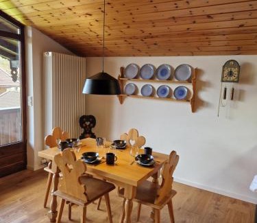 Uebersee Apartment | Chalet Chiemgau 90 qm 3 Zimmer Balkon